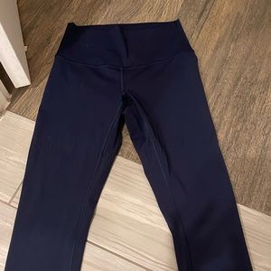 Navy blue size 6 lululemon wunder under leggings
